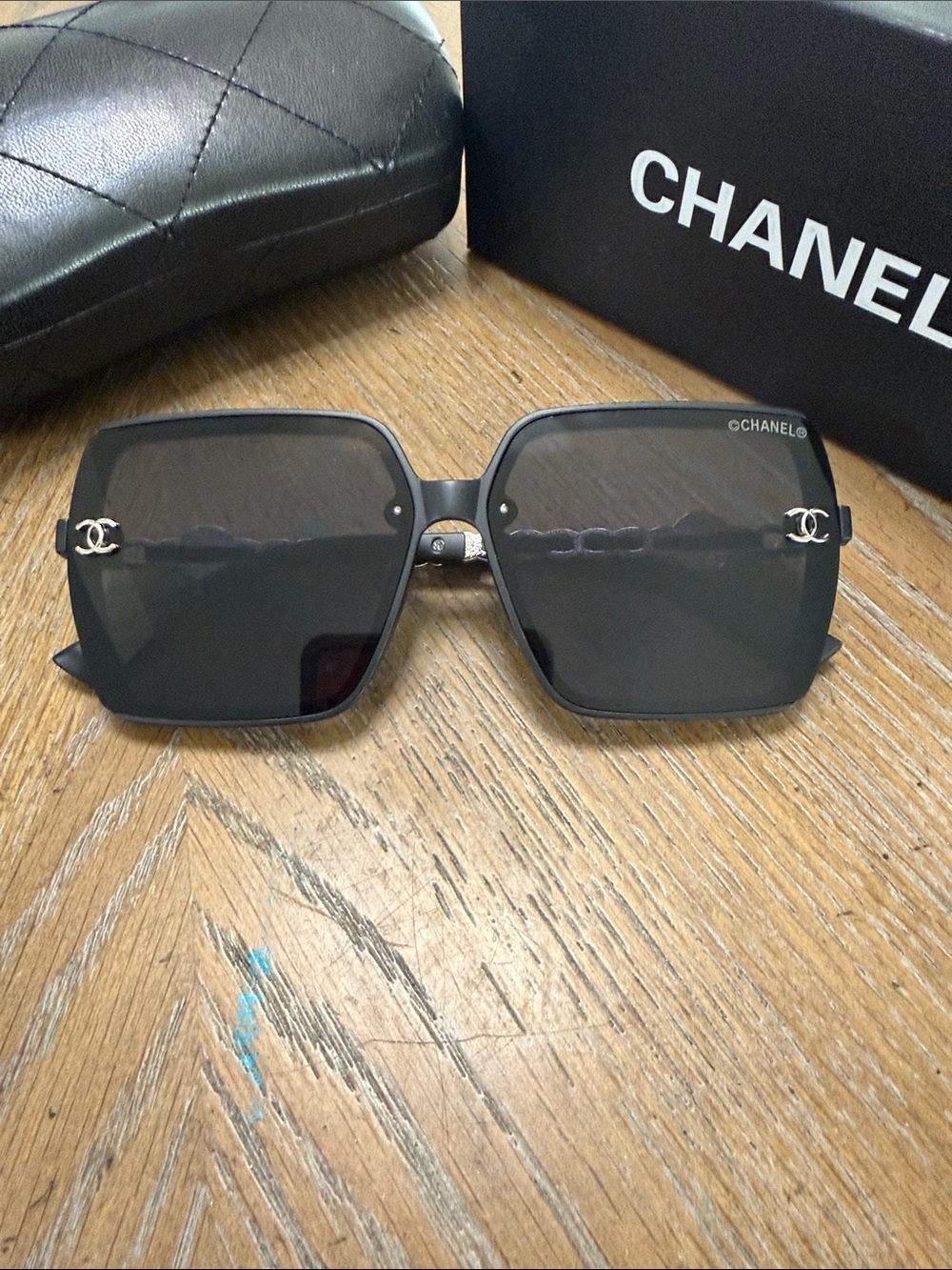 CHANEL Black Oversized Square Sunglasses with Silver CC Accents - Picture 3 of 9